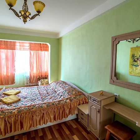 Apartments On Mykilska-Slobidka 基輔 外观 照片